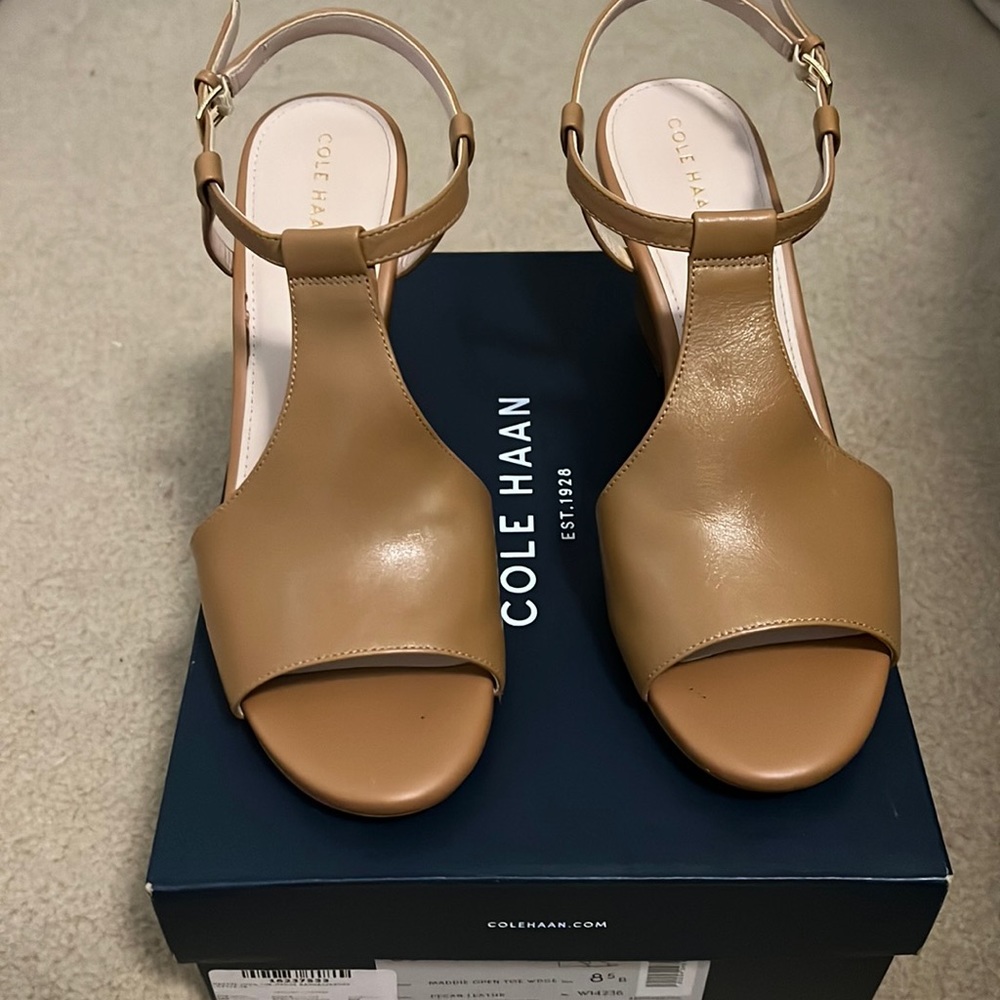 Cole Haan Maddie Open Toe Wedge Sandal Pecan Leather Tan Women's size 8.5